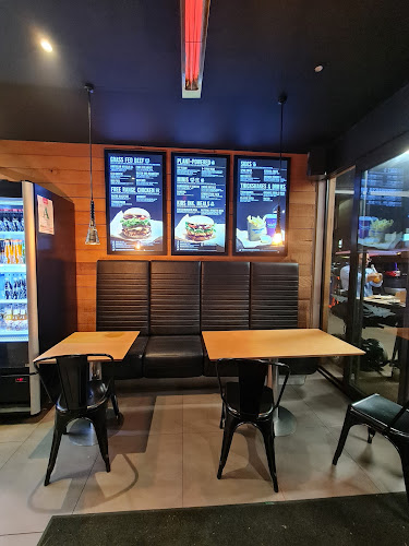 Comments and reviews of BurgerFuel Takapuna