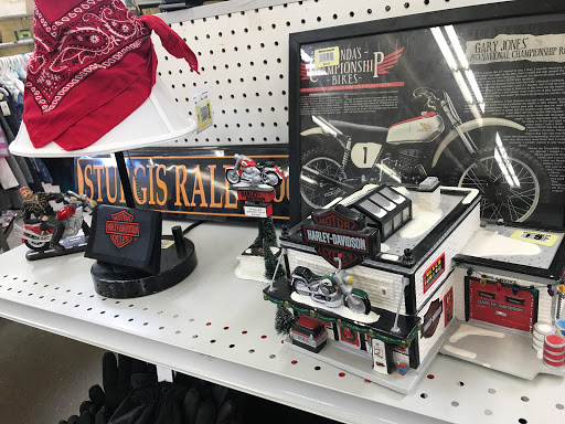 Thrift Store «Goodwill Store and Donation Center», reviews and photos, 1484 E Ellis Rd, Norton Shores, MI 49444, USA