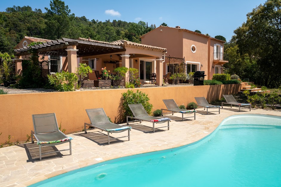 Villa Ti Amarino / Q Home Holiday Rentals à Le Muy (Var 83)