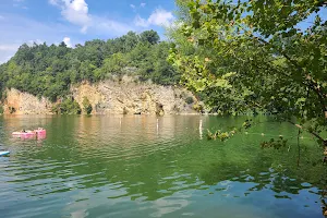 Mead's Quarry Lake image