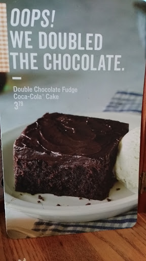 American Restaurant «Cracker Barrel Old Country Store», reviews and photos, 103 Paradise St, Manchester, TN 37355, USA