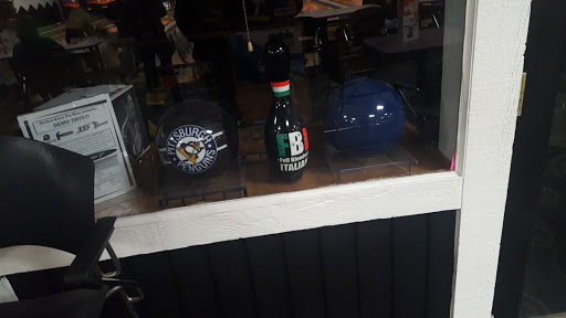 Bowling Alley «AMF Noble Manor Lanes», reviews and photos, 2440 Noblestown Rd, Pittsburgh, PA 15205, USA