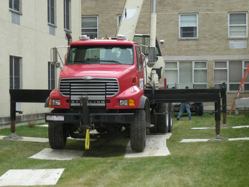 Cedar Pond Tree and Crane Service image 4