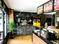 Atmosphère du Restaurant halal Grillade Dorée à Orly - n°2