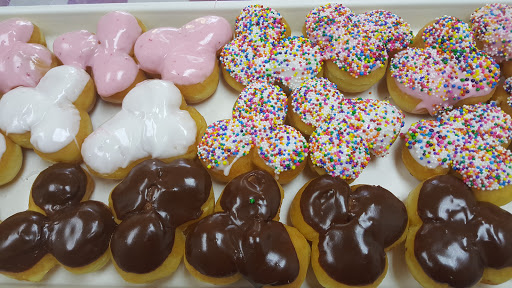 Donut Shop «Donuts-N-Coffee», reviews and photos, 2520 NE Green Oaks Blvd, Arlington, TX 76006, USA