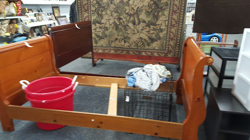 Thrift Store «Goodwill Windsor Woods Retail Store», reviews and photos, 229 S Rosemont Rd, Virginia Beach, VA 23452, USA