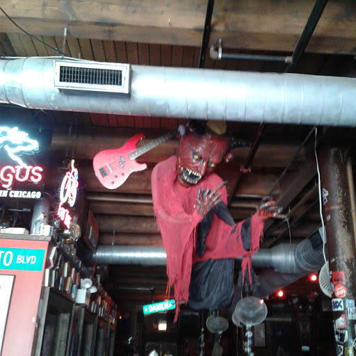 Bar & Grill «Reggies Chicago», reviews and photos, 2105 S State St, Chicago, IL 60616, USA