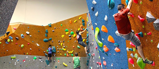 Rock Climbing Gym «Hangar 18 Indoor Climbing Gym - Rancho Cucamonga», reviews and photos, 9004 Hyssop Dr, Rancho Cucamonga, CA 91730, USA