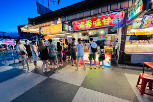 Dongdamen Night Market image