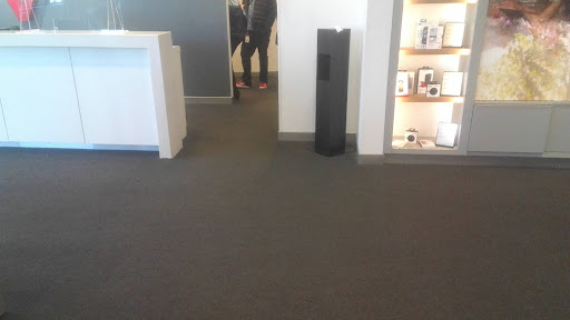 Cell Phone Store «Verizon», reviews and photos, 223 Indian Lake Blvd, Hendersonville, TN 37075, USA