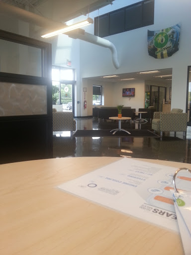 Used Car Dealer «DriveTime Used Cars», reviews and photos, 8549 Beechmont Ave, Cincinnati, OH 45255, USA