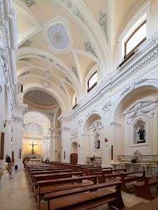 Parrocchia San Francesco d'Assisi Piazza S. Francesco d'Assisi, 71037 Monte Sant'Angelo FG, Italia