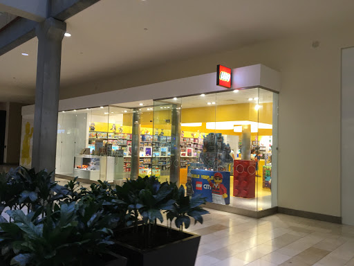 Toy Store «The LEGO Store», reviews and photos, 119 Bellevue Way NE, Bellevue, WA 98004, USA