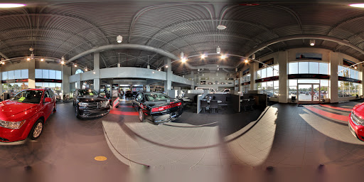 Jeep Dealer «Golling Chrysler Dodge Jeep Ram», reviews and photos, 2405 S Telegraph Rd, Bloomfield Hills, MI 48302, USA