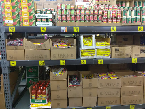 Grocery Store «Grocery Outlet Bargain Market», reviews and photos, 333 E 10th St, Gilroy, CA 95020, USA