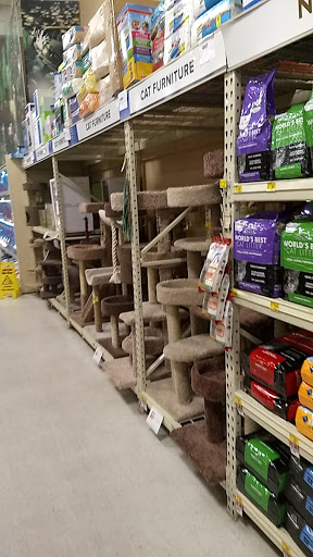 Pet Supply Store «PetSmart», reviews and photos, 15042 Summit Ave, Fontana, CA 92336, USA