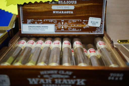 Tobacco Shop «Paradise Island Smoke Shop», reviews and photos, 3316 Snapfinger Rd, Lithonia, GA 30038, USA