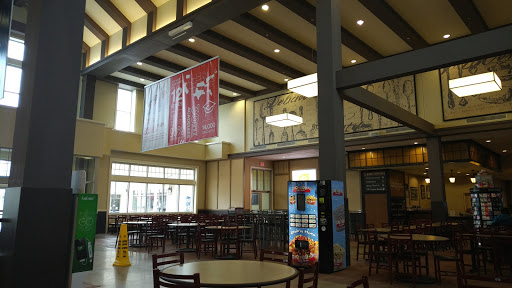 Shopping Mall «Gloucester Premium Outlets», reviews and photos, 100 Premium Outlets Dr, Blackwood, NJ 08012, USA