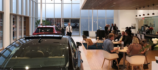 Car Dealer «North Point Volvo», reviews and photos, 1570 Mansell Rd, Alpharetta, GA 30009, USA
