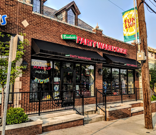 Shopping Mall «Brookside shopping area», reviews and photos, W Meyer Blvd, Kansas City, MO 64113, USA