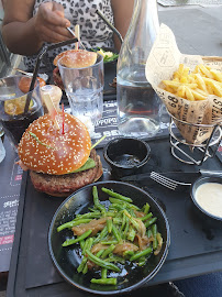 Hamburger du Restaurant de grillades Hippopotamus Steakhouse à Paris - n°12