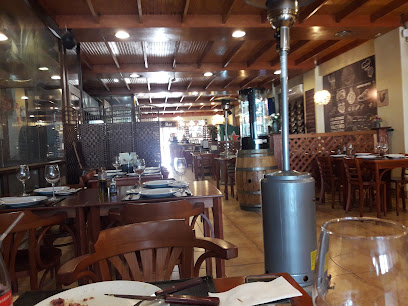 Restaurant Entrecortes - Av. Brasil 673, 3581435 Linares, Maule, Chile