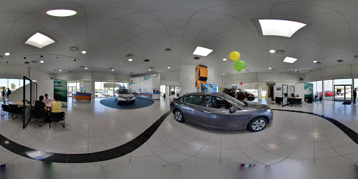 Honda Dealer «Honda BMW of Champaign», reviews and photos, 100 Burwash Ave, Savoy, IL 61874, USA