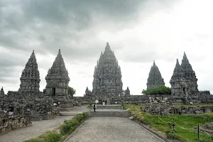 Jogja Borobudur Tour & Travel image