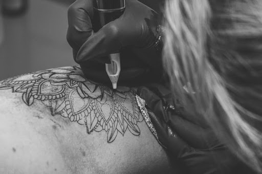 Tattoo Shop «Pens and Needles Tattoo Studio», reviews and photos, 1314 Airline Dr, Bossier City, LA 71112, USA