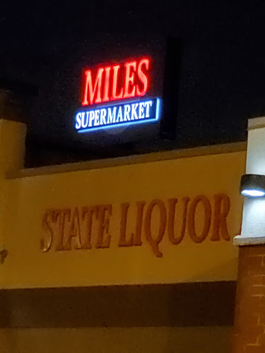 Grocery Store «Miles Supermarket», reviews and photos, 4127 E 131st St, Cleveland, OH 44105, USA