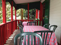 Atmosphère du Restaurant créole Le Poisson Rouge à Sainte-Rose - n°4