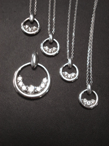 Jewelry Store «Mark Puglise Jewelers», reviews and photos, 3714 Whitney Ave #2, Hamden, CT 06518, USA