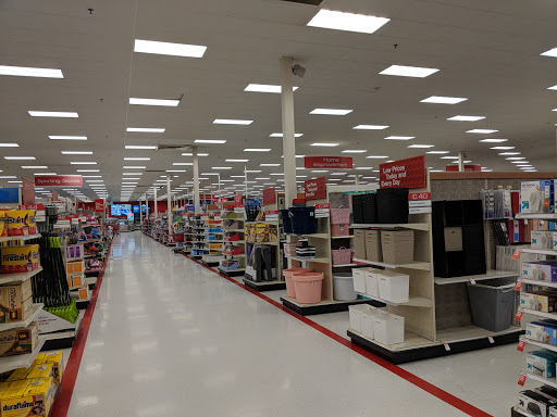 Department Store «Target», reviews and photos, 13301 Gateway Center Dr, Gainesville, VA 20155, USA