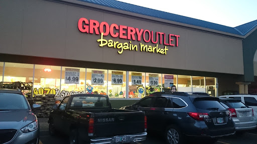 Grocery Store «Grocery Outlet Bargain Market», reviews and photos, 1355 NW 185th Ave, Beaverton, OR 97006, USA