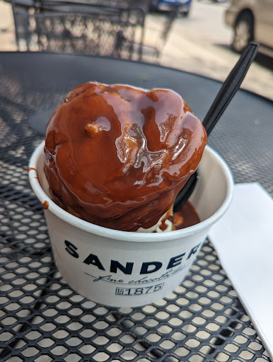 Ice Cream Shop «Sanders Chocolate & Ice Cream Shoppes - Wyandotte», reviews and photos, 3042 Biddle Ave, Wyandotte, MI 48192, USA