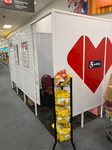 Convenience Store «CVS», reviews and photos, 24 Mamaroneck Ave, White Plains, NY 10601, USA