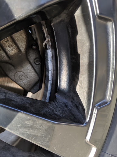 Tire Shop «Discount Tire Store - Hill Country Village, TX», reviews and photos, 15703 San Pedro Ave, Hill Country Village, TX 78232, USA