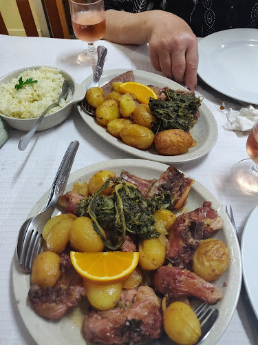 Avaliações doChurrasqueira Braseiro Das Aves - José Carneiro Guimarães em Santo Tirso - Restaurante