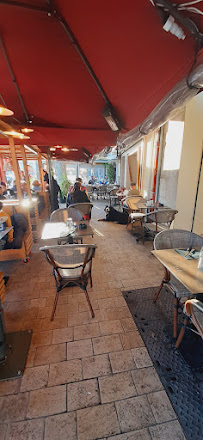 Atmosphère du Restaurant Le Perroquet à La Ciotat - n°6