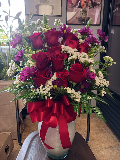 Florist «Treasures To Adore», reviews and photos, 1313 Carolyn Ct, Humble, TX 77338, USA