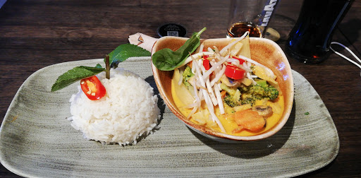 KAIMUG Taste Thai Fünf Höfe - Thailändisches Restaurant München