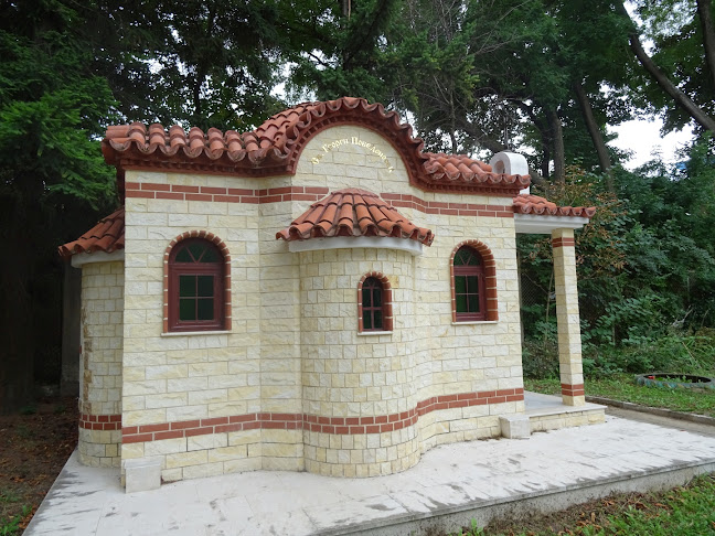 Параклис Свети Георги - църква