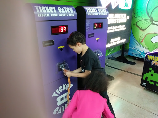 Amusement Center «Lightspeed Go-Karts & Laser Tag», reviews and photos, 4251 S 27th St, Greenfield, WI 53221, USA