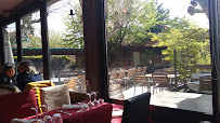 Atmosphère du Restaurant français Chez Bibet à Saint-Bernard - n°16