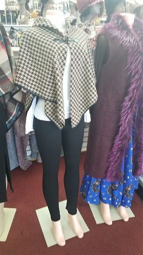 Cosmetics Store «Lee Beauty Supply», reviews and photos, 16724 15 Mile Rd, Fraser, MI 48026, USA