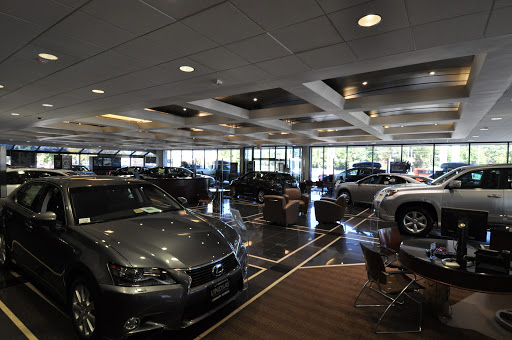 Lexus Dealer «Lindsay Lexus of Alexandria», reviews and photos, 3410 King St, Alexandria, VA 22302, USA