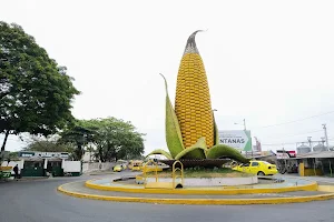 Monument to Corn image