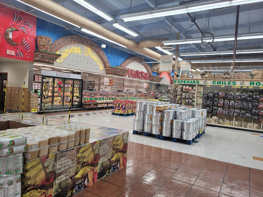 Supermarket «Vallarta Supermarkets», reviews and photos, 1111 N Cherry St, Tulare, CA 93274, USA