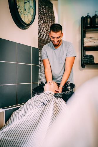 Lion Street Barber Shop - Borbély