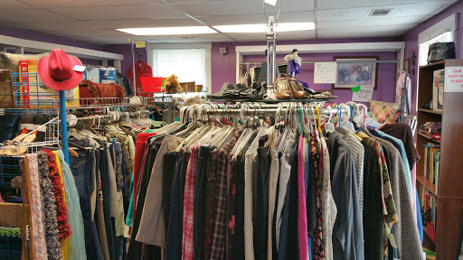 Thrift Store «Buried Treasure Thrift Shop», reviews and photos, 326 W Dixie Ave, Elizabethtown, KY 42701, USA